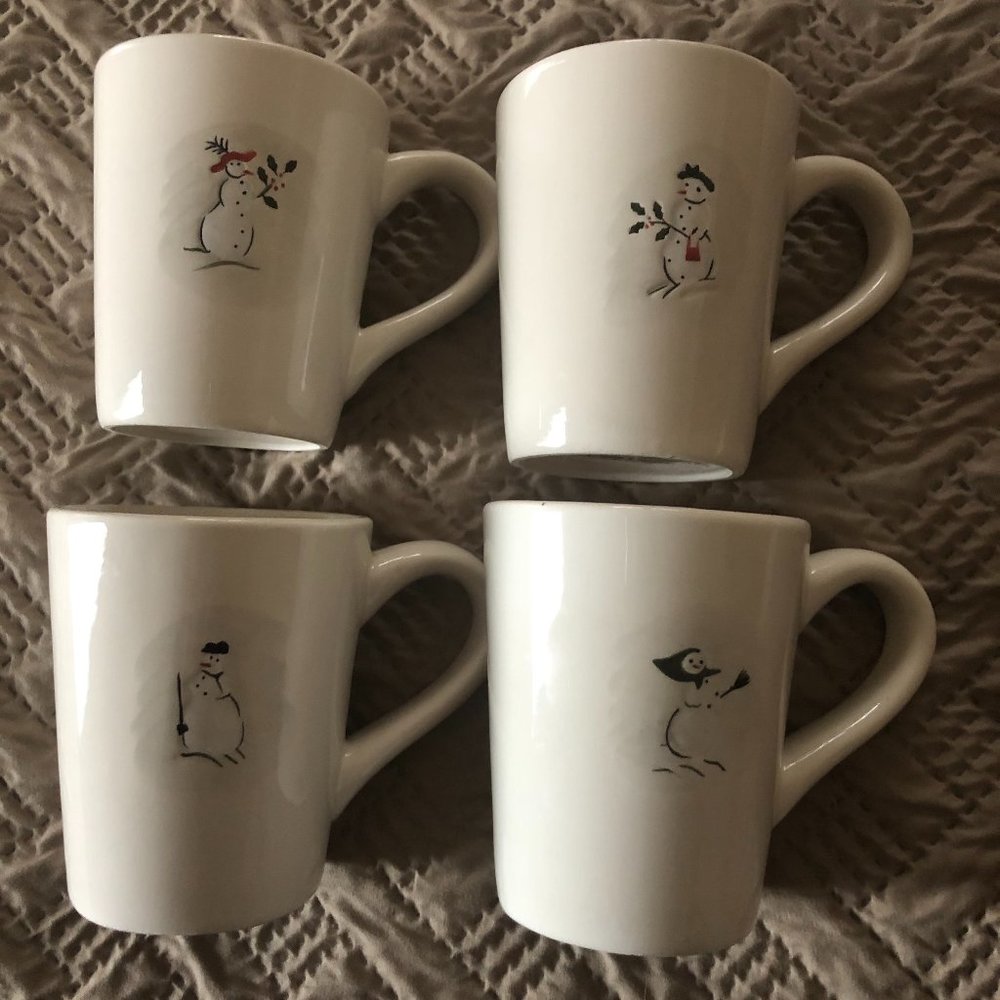 Williams Sonoma SNOWMAN 10 oz. mugs (4)